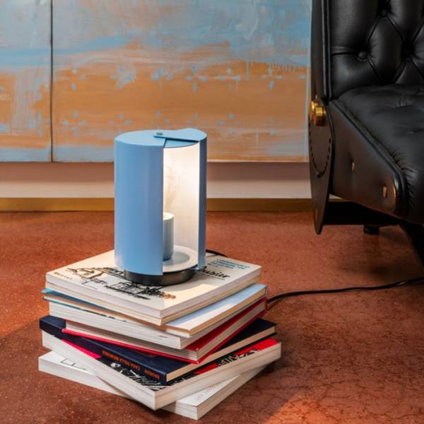 Lampe à poser PIVOTANTE de Charlotte Perriand pour la marque NEMO LIGHTING by MEGALUX 33 Bordeaux