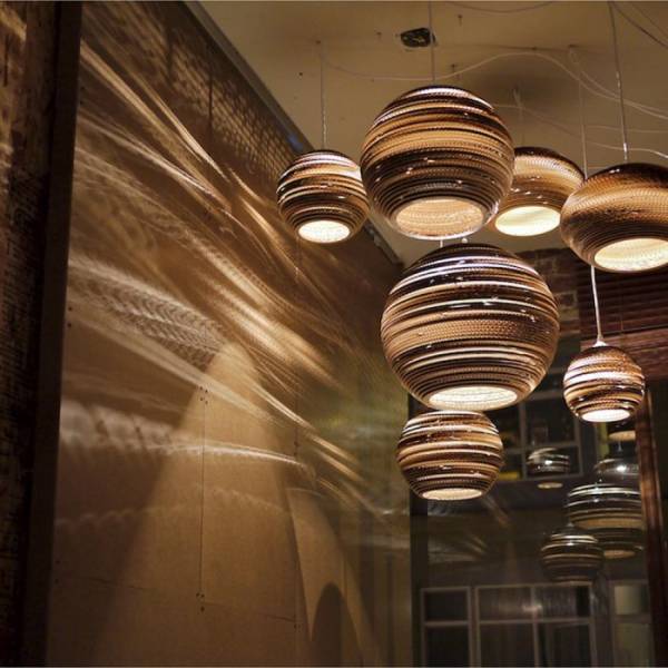 Suspension MOON GRAYPANTS by MEGALUX33