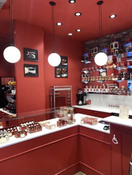 Boutique Canelés BAILLARDRAN Rue Sainte Catherine Bordeaux by MEGALUX33