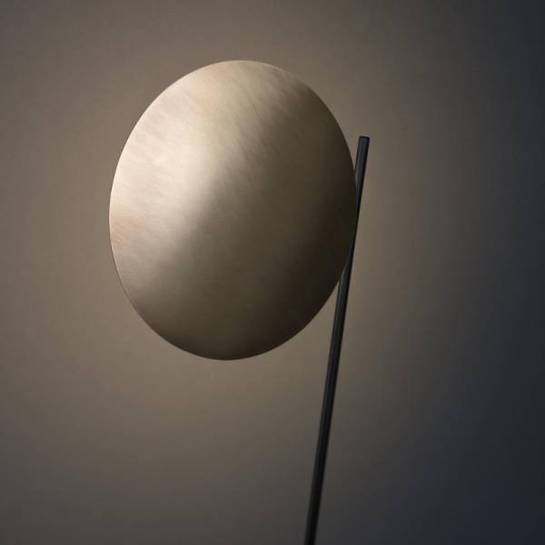 Détail lampadaire LEDERAM F0 finition brass by MEGALUX33