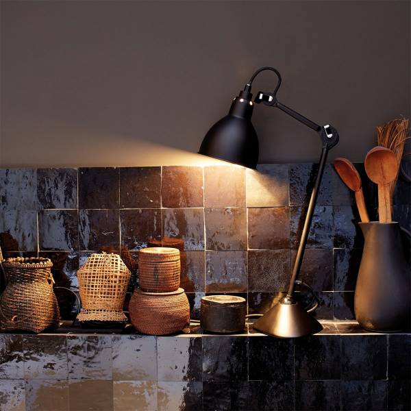 Lampe GRAS 205 par MEGALUX 33 Bordeaux